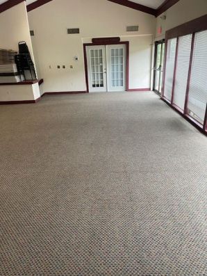 Before & After Commercial Carpet Cleaning in Waterbury, CT (4)