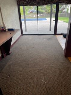 Before & After Commercial Carpet Cleaning in Waterbury, CT (5)